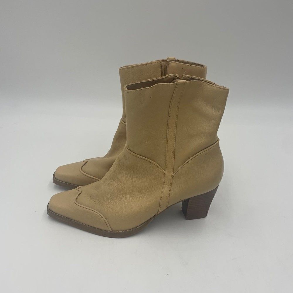 Artiva Cora Beige Leather Heel Ankle Boots Western
